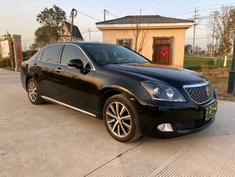 徐州12年丰田皇冠8