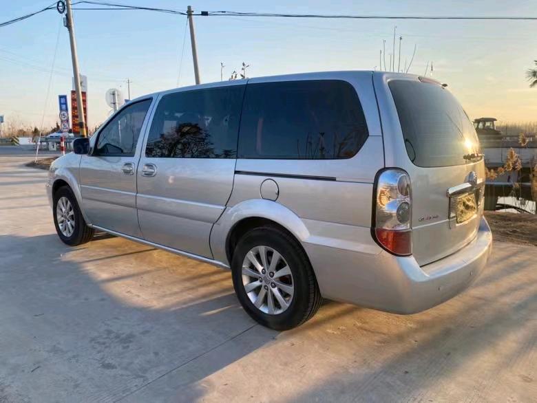 徐州16年别克GL86