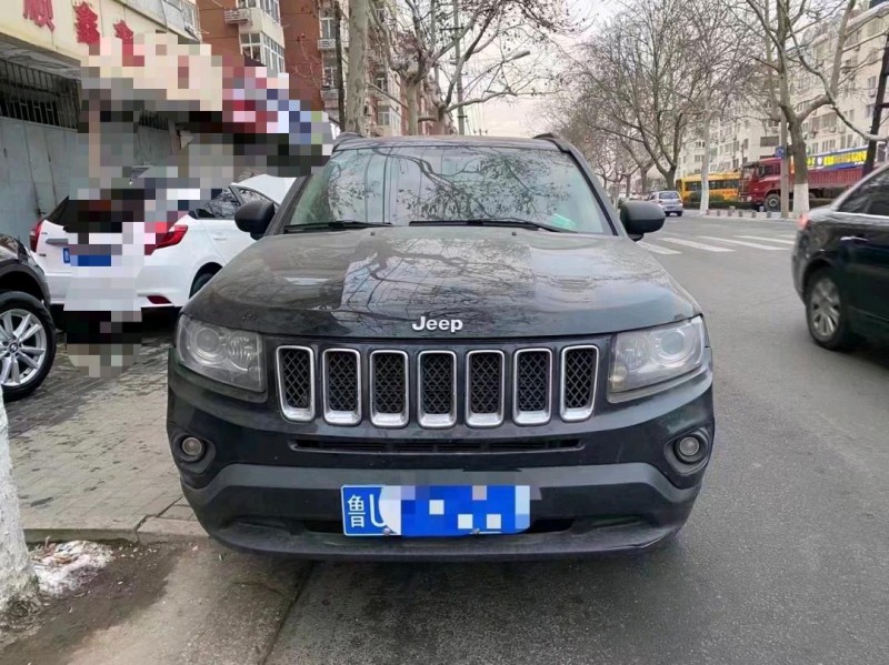 青島13年Jeep指南者1