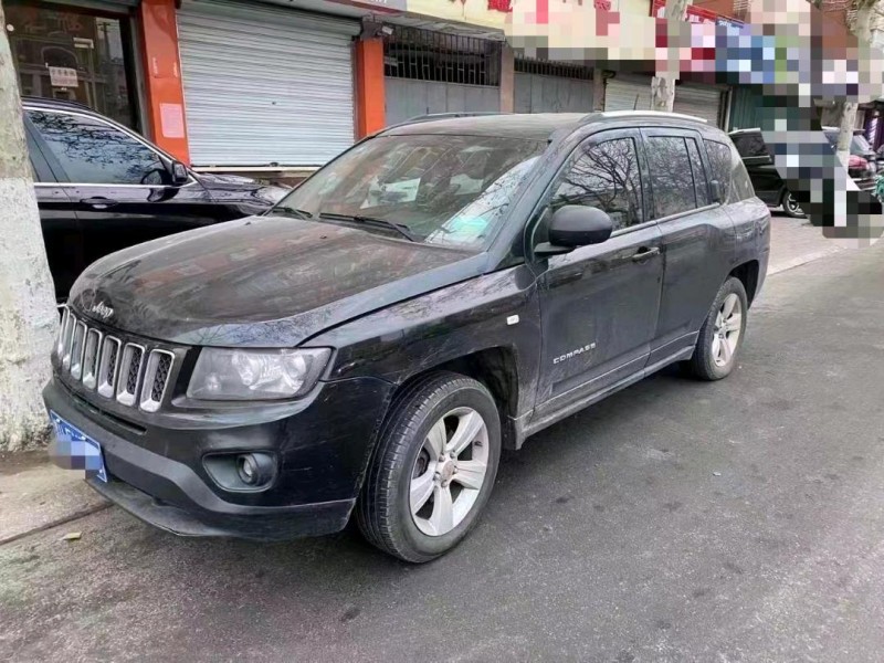 青島13年Jeep指南者2