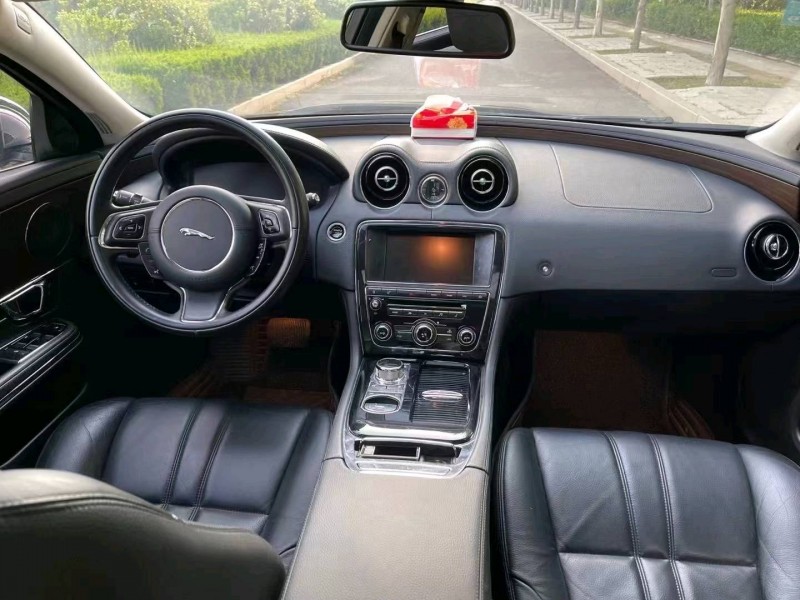 北京13年捷豹XJ6