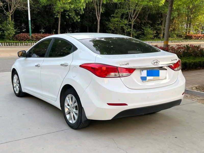 北京13年现代朗动4