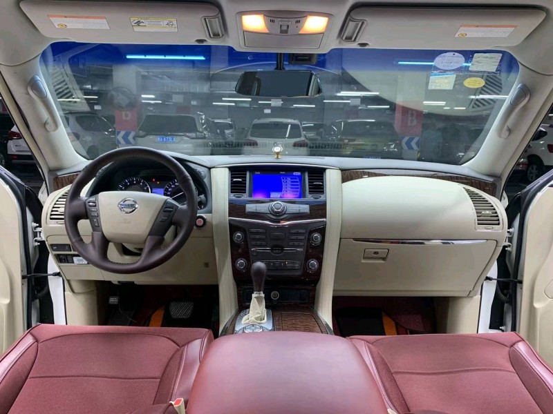 成都17年日產途樂3