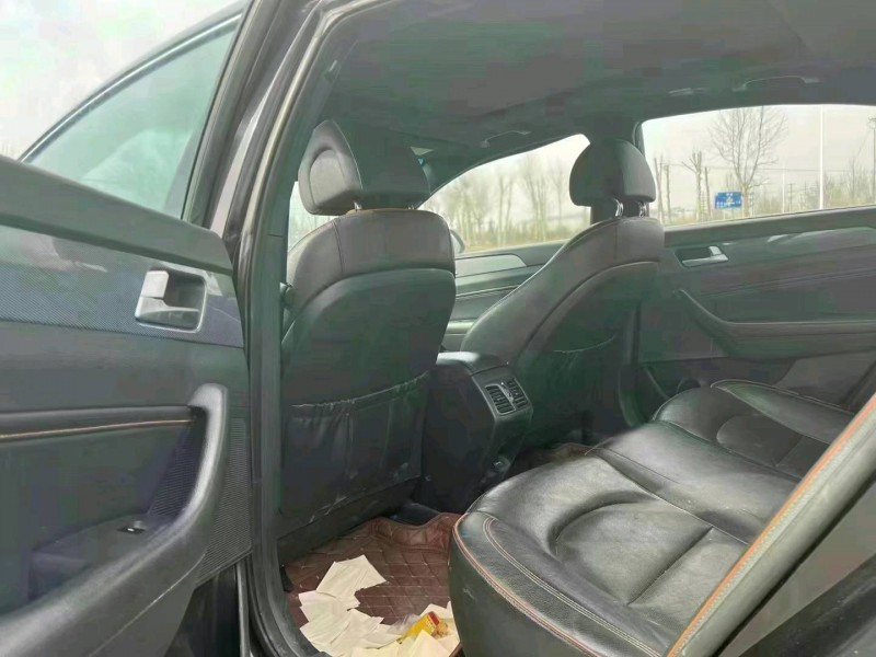 北京15年现代索纳塔九5