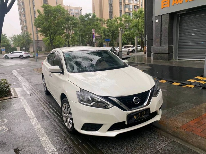 成都20年日產軒逸3