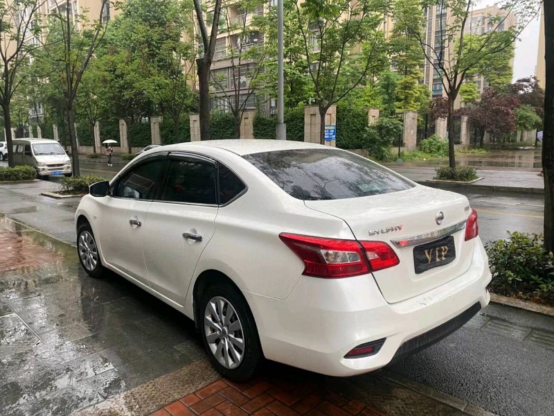 成都20年日產軒逸9