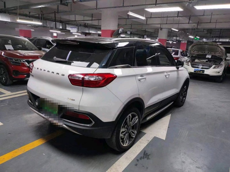 成都19年獵豹汽車CS98