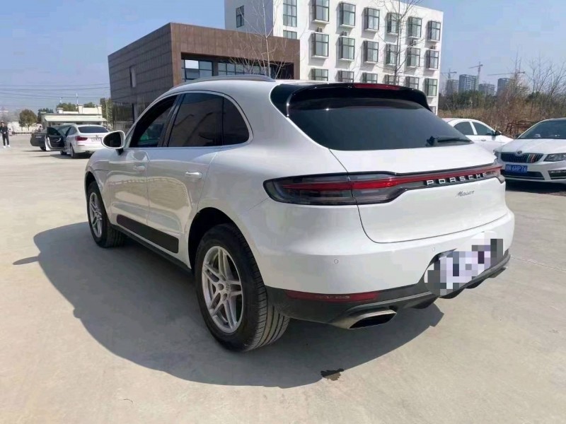 天門20年保時捷Macan8