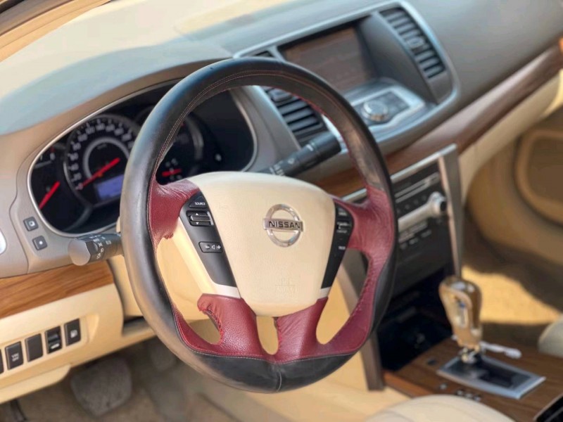 金華13年日產天籟6