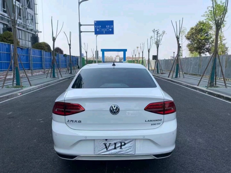 成都21年大眾凌渡8