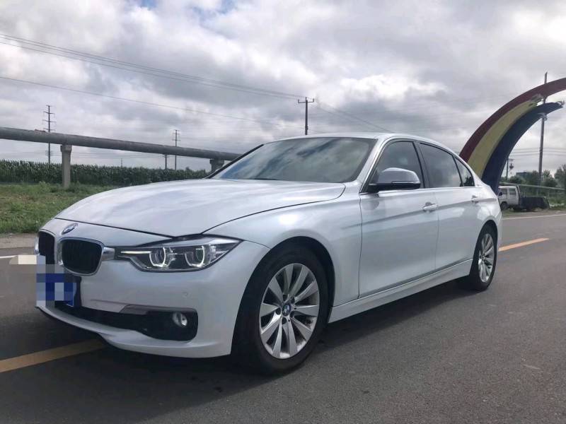 北京17年宝马3系2