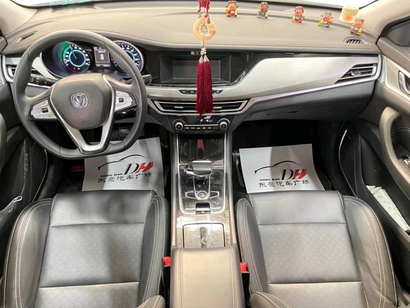 北京19年長安汽車逸動5
