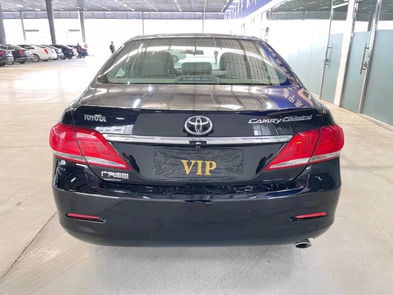 北京14年丰田凯美瑞8