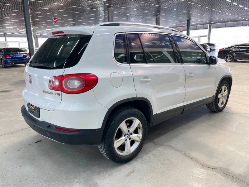 北京12年大众途观7