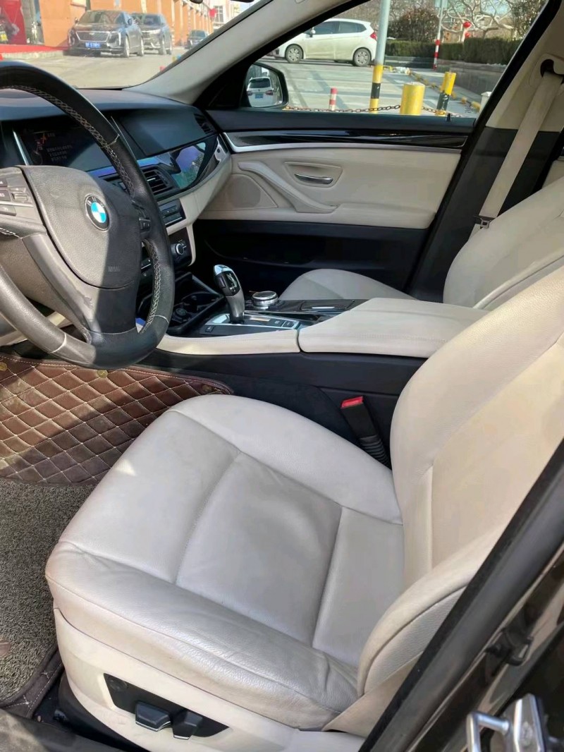 北京12年宝马5系6