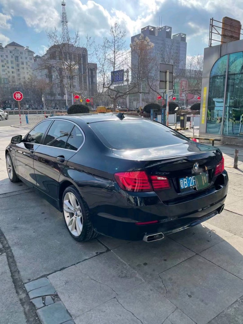 北京12年宝马5系7