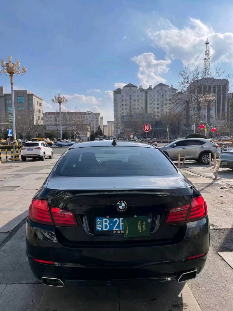 北京12年宝马5系8