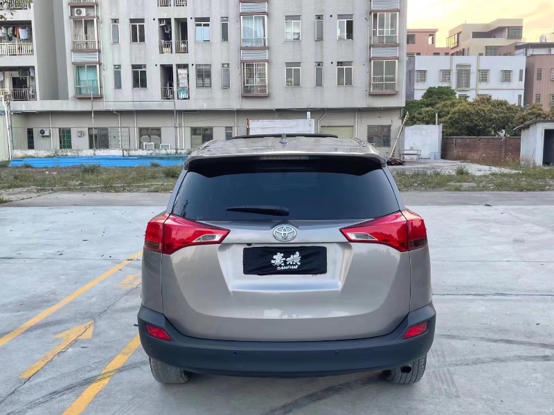 佛山16年豐田RAV4榮放4