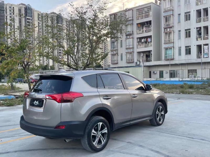 佛山16年豐田RAV4榮放5
