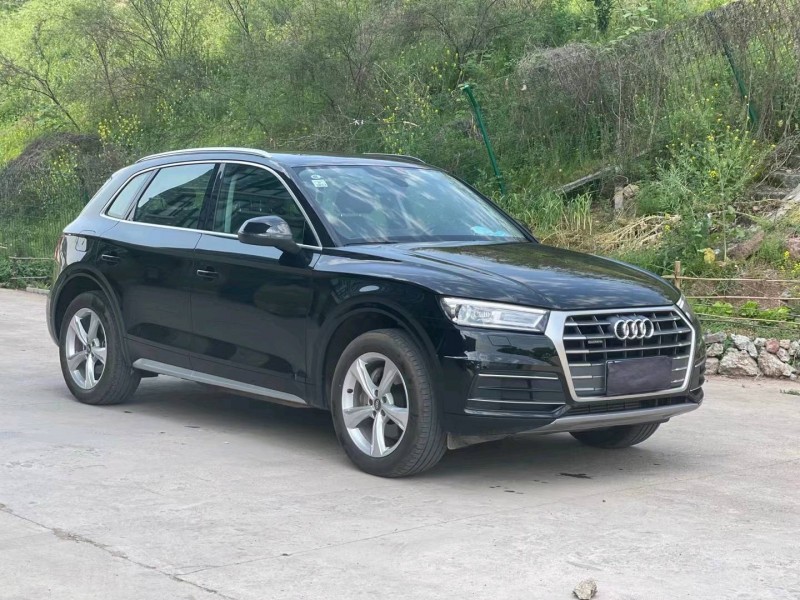 北京21年奥迪Q58