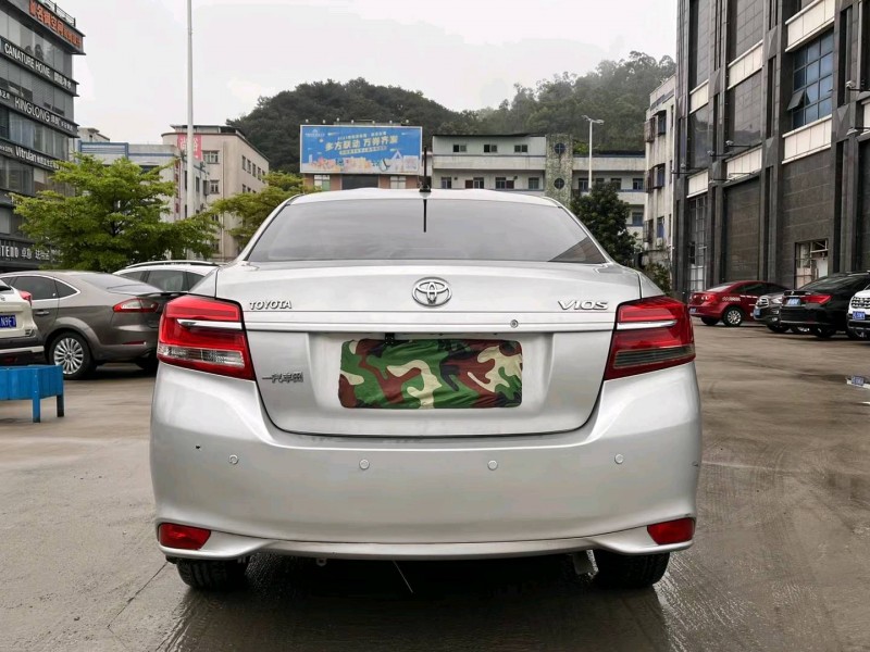 東莞17年豐田威馳9