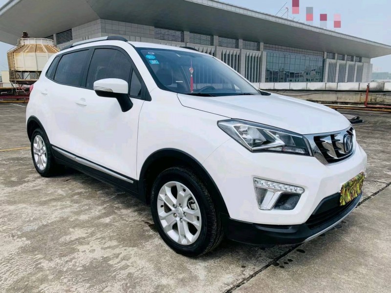 東莞19年長安汽車CS152