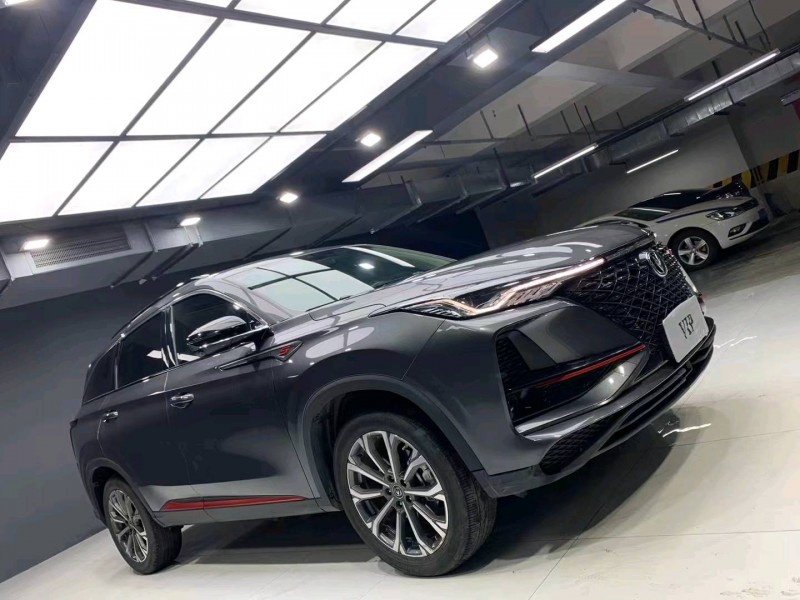 成都20年長安汽車CS756