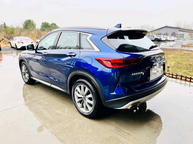 天門21年英菲尼迪QX507