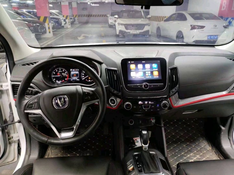 成都19年長安汽車CS555