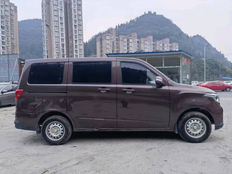 安順18年長安汽車歐諾4