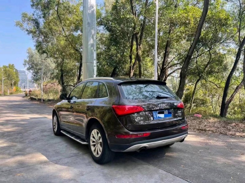 佛山14年奧迪Q58