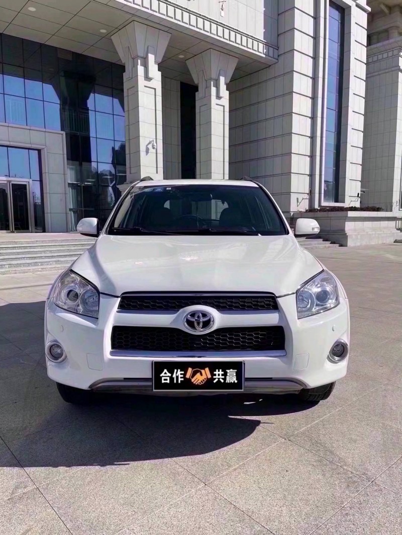 滄州13年豐田RAV49