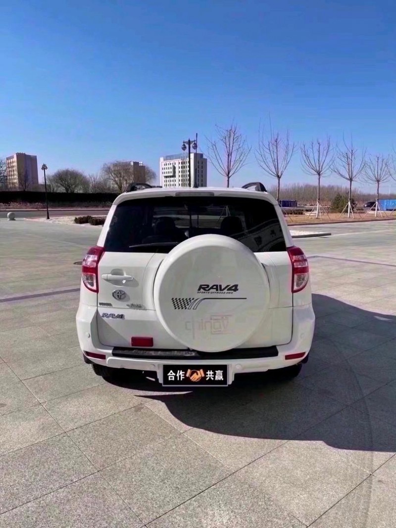 滄州13年豐田RAV41