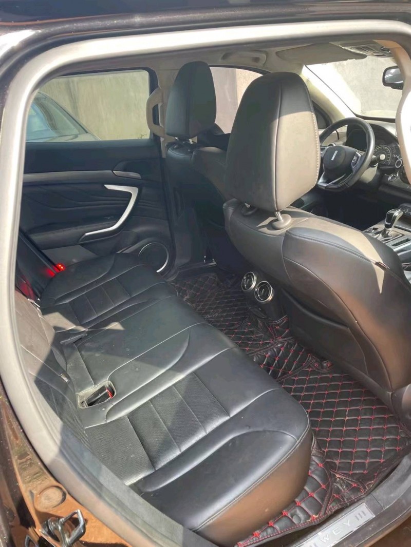 泉州18年長城汽車WEY VV75