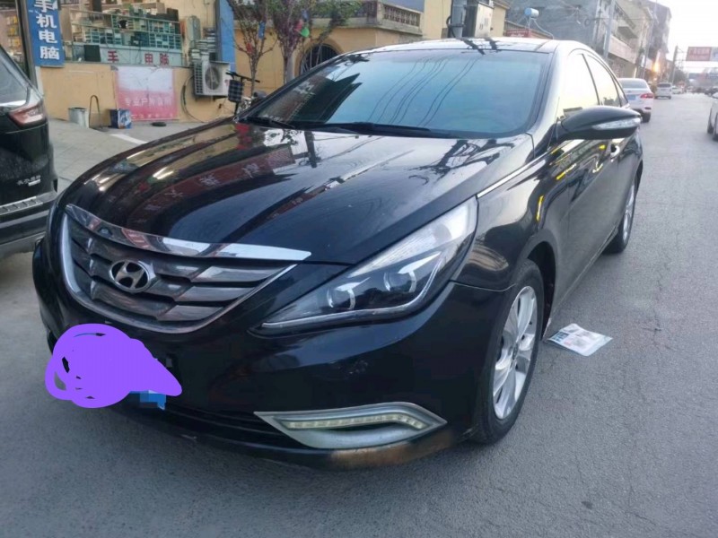 北京13年现代索纳塔八1