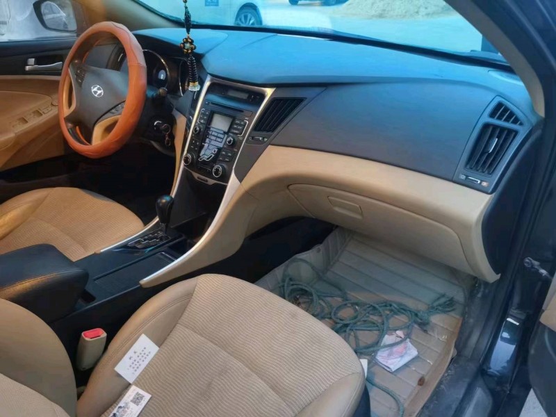 北京13年现代索纳塔八4