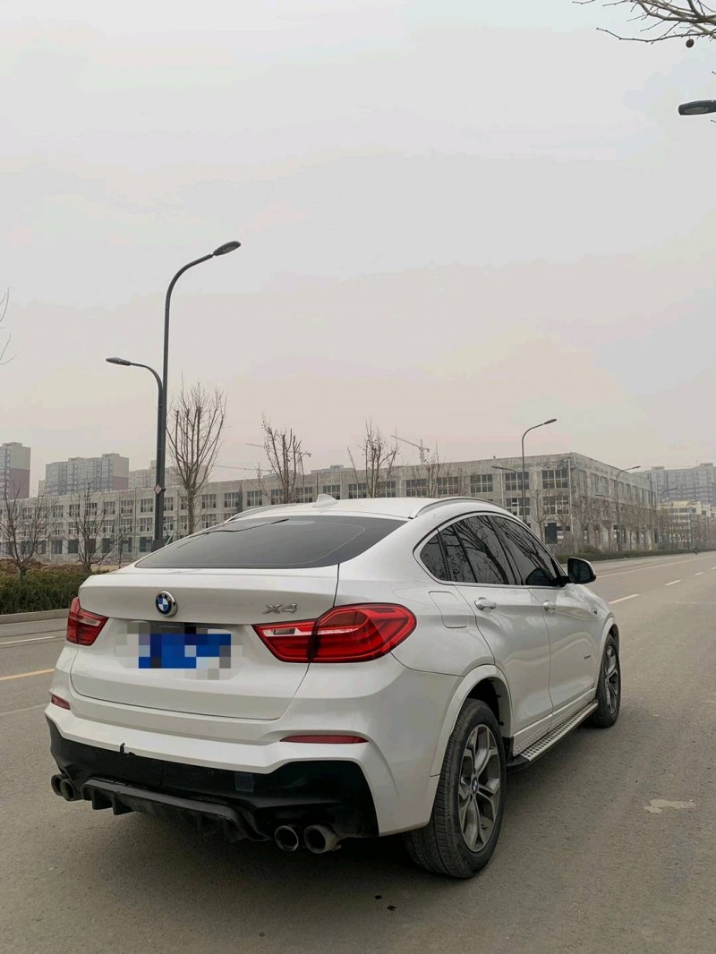 北京16年宝马X44