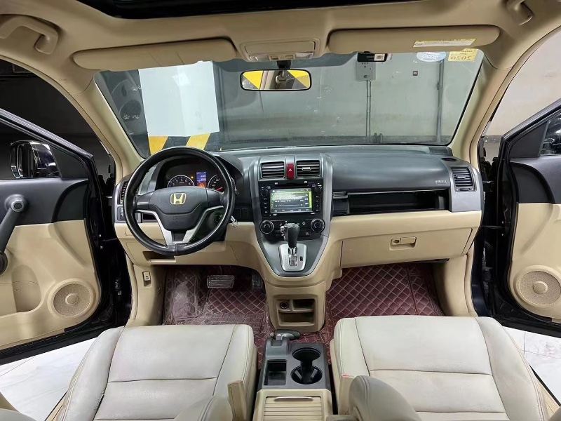 成都11年本田CR-V7