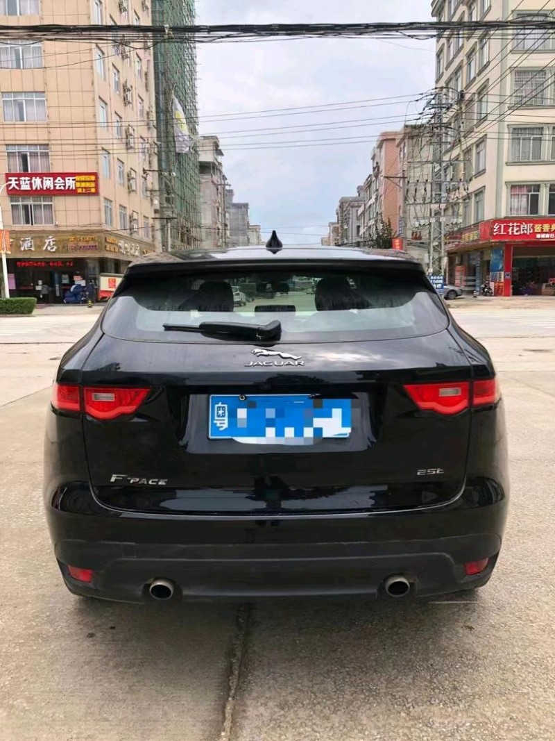 玉林17年捷豹F-PACE8