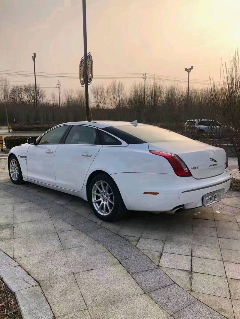 煙臺14年捷豹XJL5