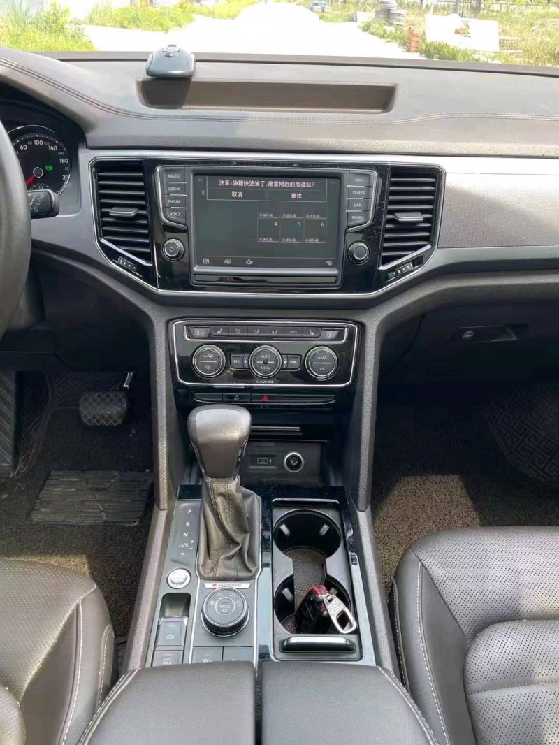 北京17年大众途昂8