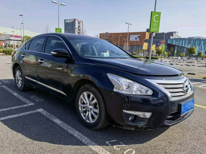 北京15年日產天籟8