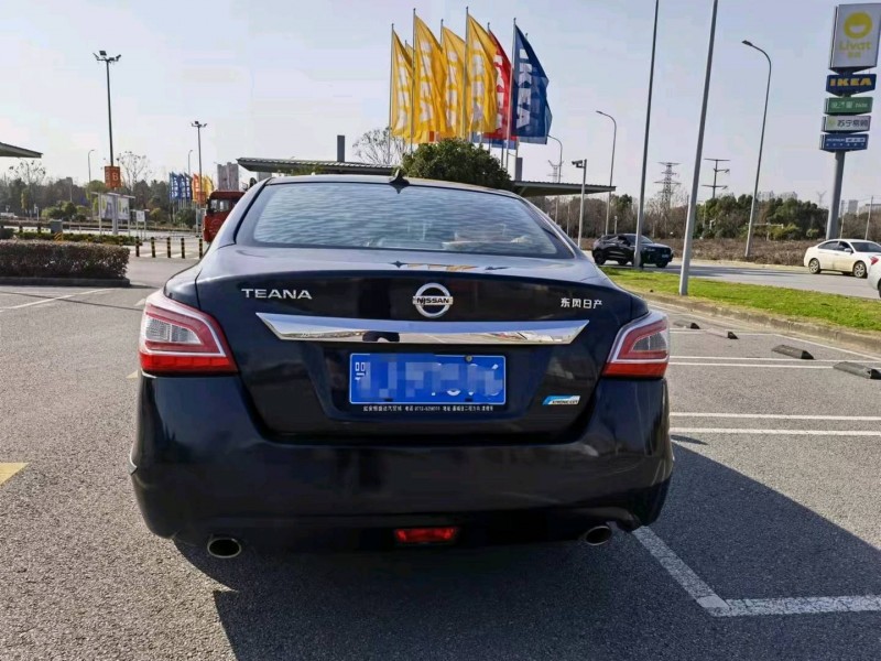 北京15年日產天籟5