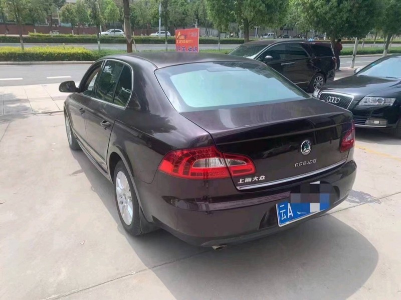 昆明12年斯柯達昊銳5