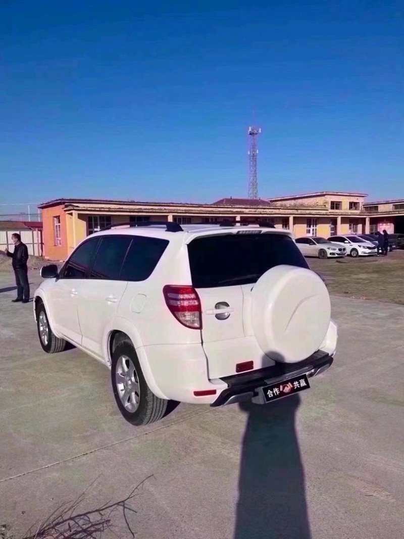 保定12年豐田RAV45