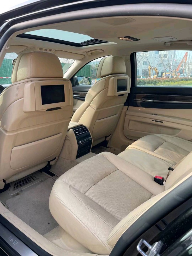 徐州11年宝马7系9