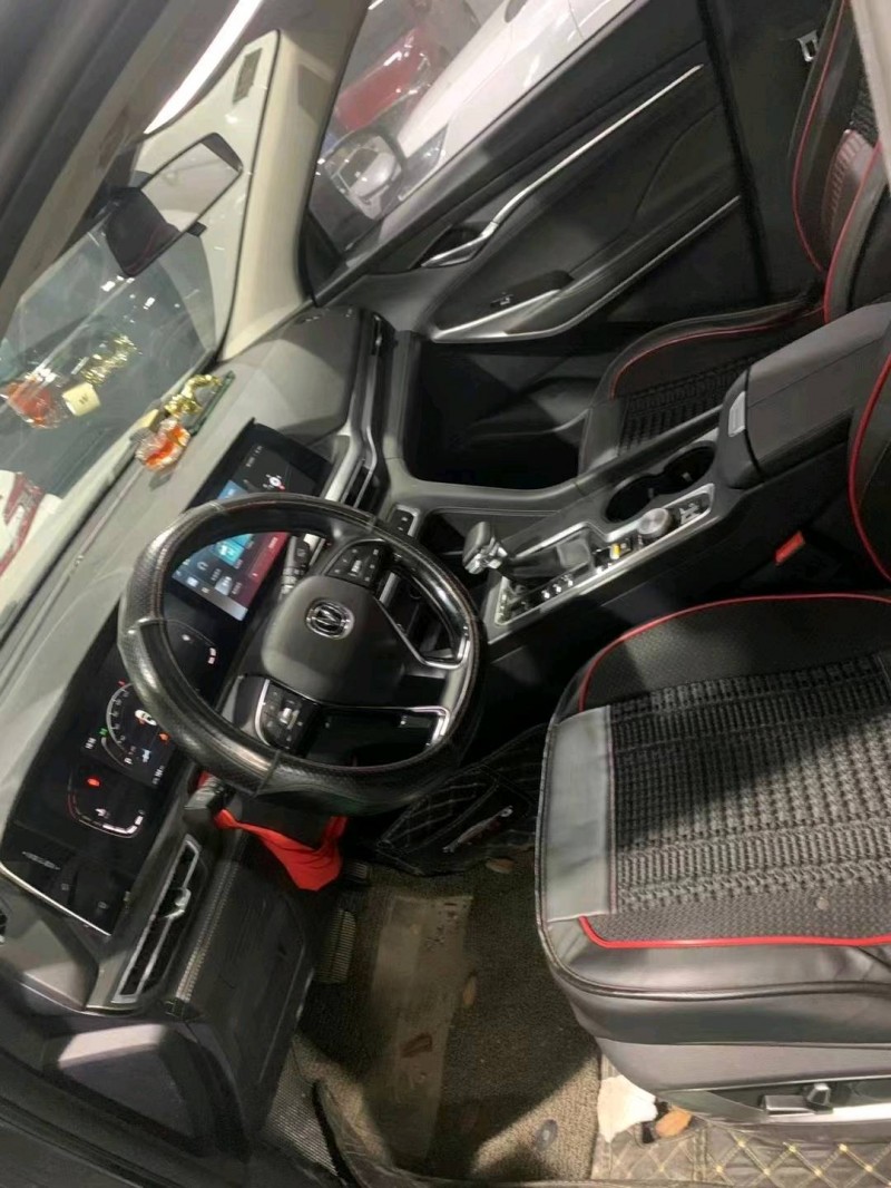 珠海20年長安汽車CS757