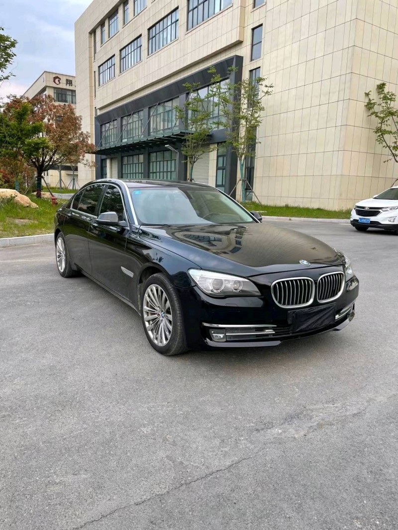 徐州13年宝马7系8