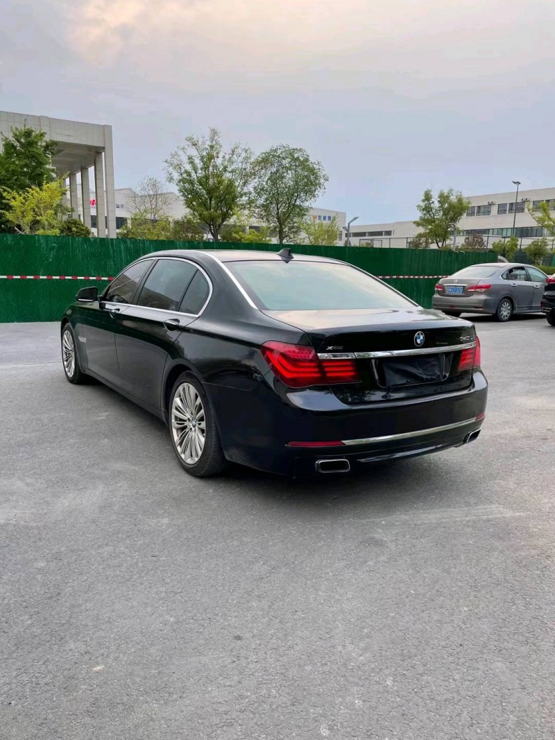 徐州13年宝马7系5