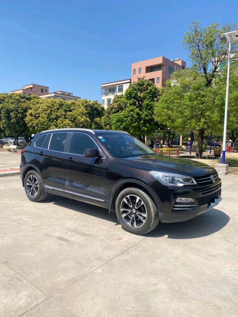 廣州16年漢騰汽車X72